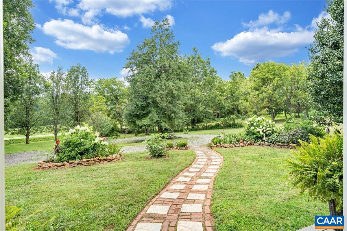 785 JONESBORO RD, ROSELAND, Virginia 22967, 4 Bedrooms Bedrooms, ,2 BathroomsBathrooms,Residential,785 JONESBORO RD,667678 MLS # 667678