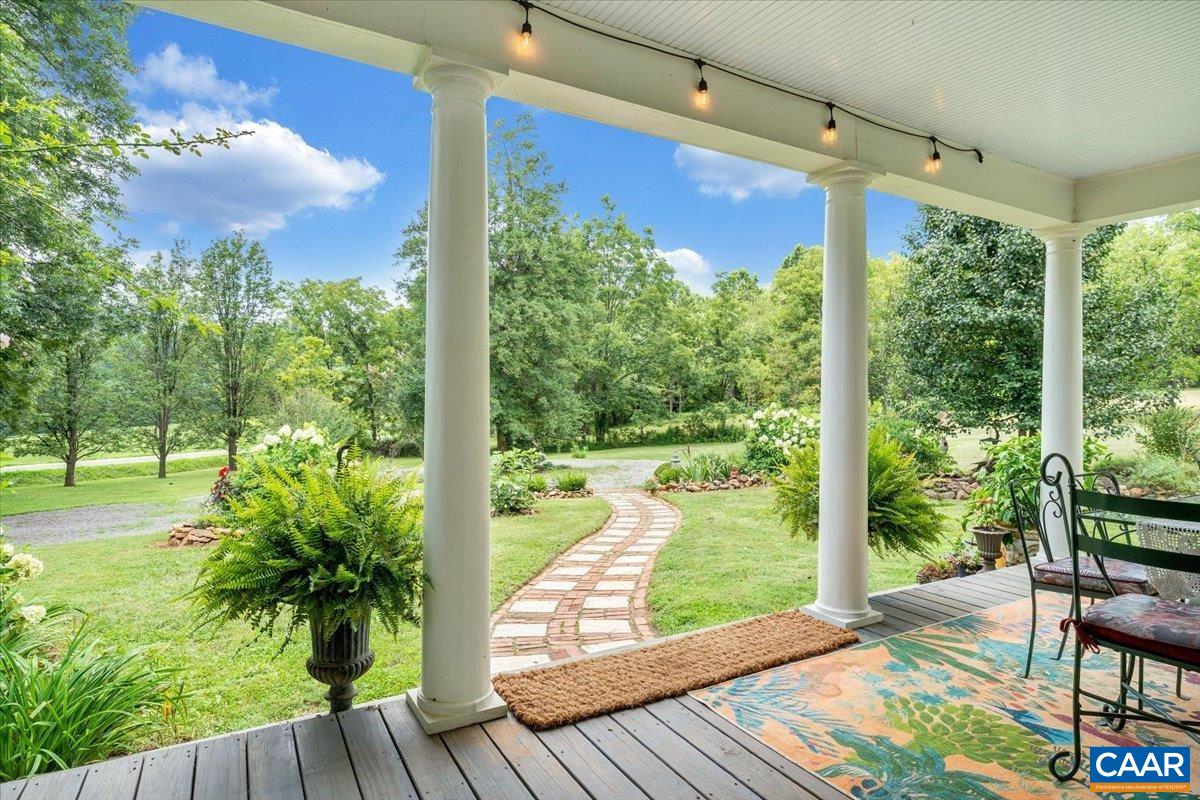 785 JONESBORO RD, ROSELAND, Virginia 22967, 4 Bedrooms Bedrooms, ,2 BathroomsBathrooms,Residential,785 JONESBORO RD,667678 MLS # 667678