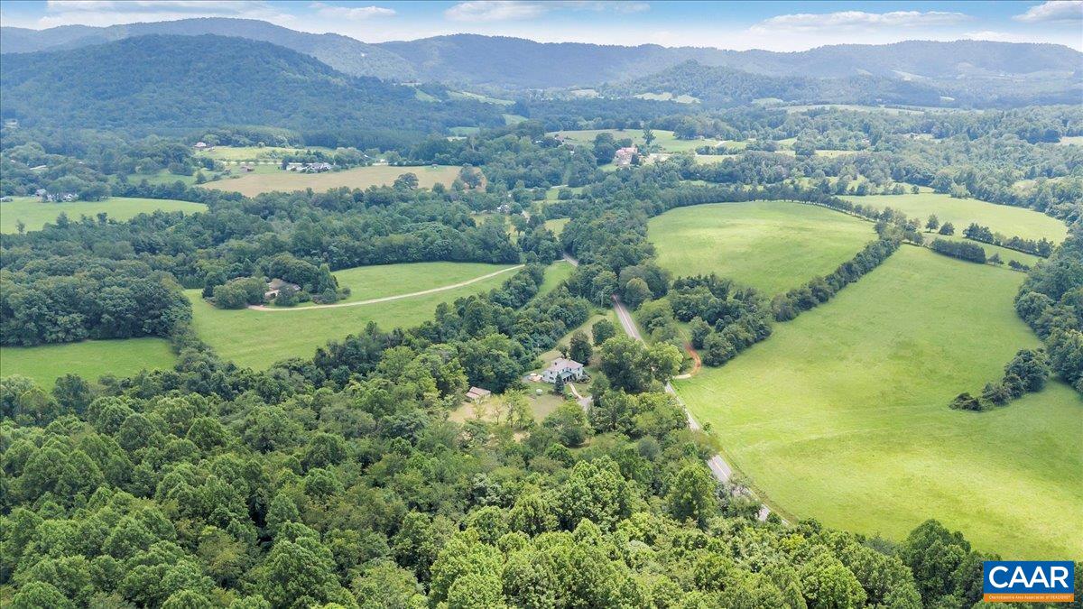 785 JONESBORO RD, ROSELAND, Virginia 22967, 4 Bedrooms Bedrooms, ,2 BathroomsBathrooms,Residential,785 JONESBORO RD,667678 MLS # 667678