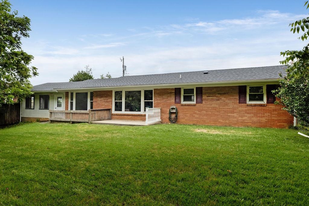285 SKYVIEW CIR, VERONA, Virginia 24482, 3 Bedrooms Bedrooms, ,1 BathroomBathrooms,Residential,285 SKYVIEW CIR,667679 MLS # 667679