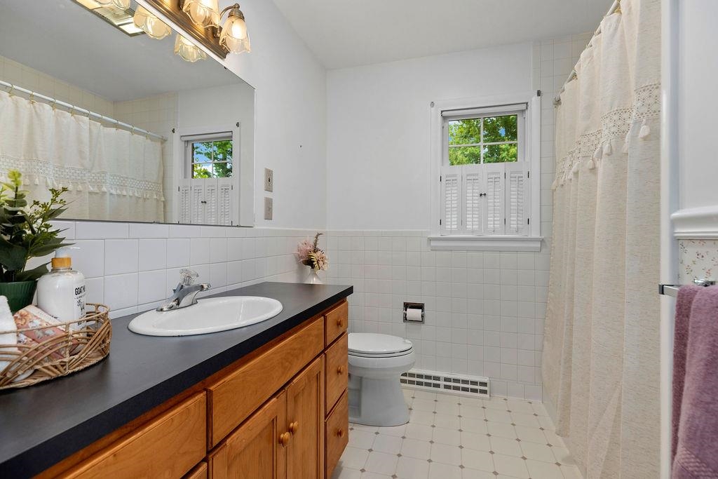 866 KENT RD, WAYNESBORO, Virginia 22980, 3 Bedrooms Bedrooms, ,2 BathroomsBathrooms,Residential,866 KENT RD,667687 MLS # 667687