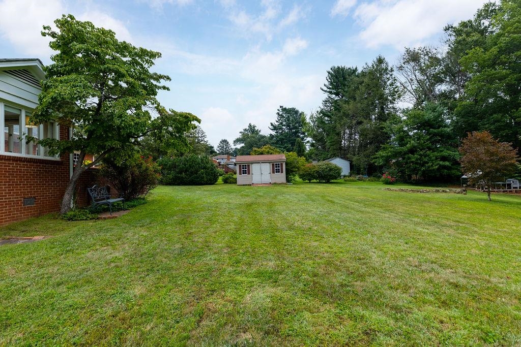 866 KENT RD, WAYNESBORO, Virginia 22980, 3 Bedrooms Bedrooms, ,2 BathroomsBathrooms,Residential,866 KENT RD,667687 MLS # 667687