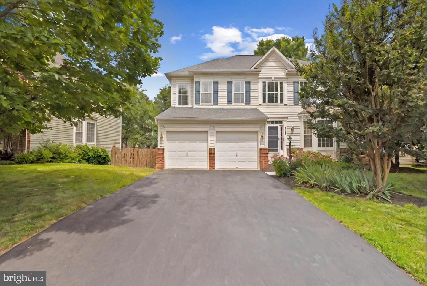 42920 CATTAIL MEADOWS PL, BROADLANDS, Virginia 20148, 5 Bedrooms Bedrooms, ,4 BathroomsBathrooms,Residential,For sale,42920 CATTAIL MEADOWS PL,VALO2099904 MLS # VALO2099904