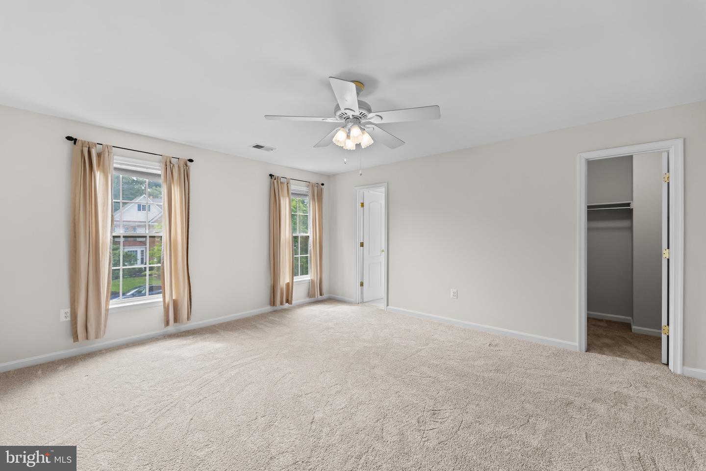 42920 CATTAIL MEADOWS PL, BROADLANDS, Virginia 20148, 5 Bedrooms Bedrooms, ,4 BathroomsBathrooms,Residential,For sale,42920 CATTAIL MEADOWS PL,VALO2099904 MLS # VALO2099904