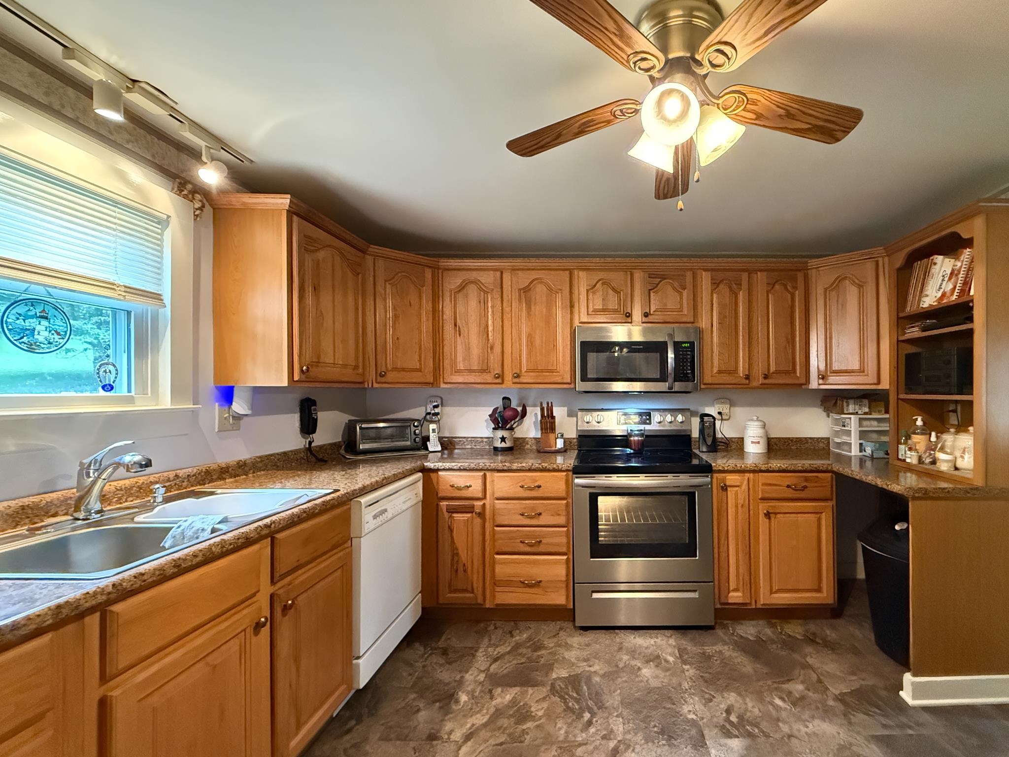 1249 POUNDING CREEK RD, CHARLOTTESVILLE, Virginia 22903, 1 Bedroom Bedrooms, ,1 BathroomBathrooms,Residential,1249 POUNDING CREEK RD,667700 MLS # 667700
