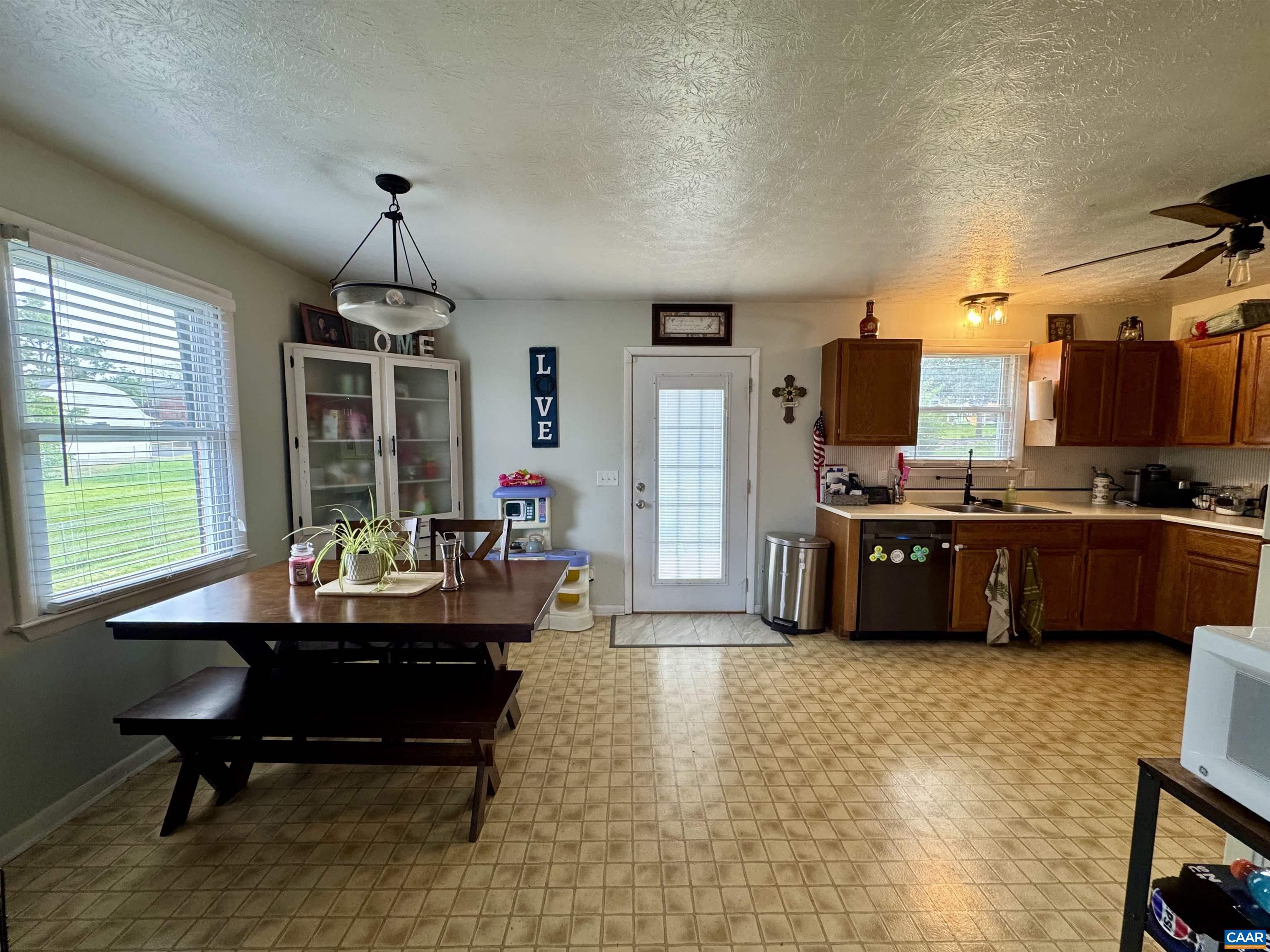 96 MILL STONE DR, VERONA, Virginia 24482, 3 Bedrooms Bedrooms, ,2 BathroomsBathrooms,Residential,96 MILL STONE DR,667701 MLS # 667701