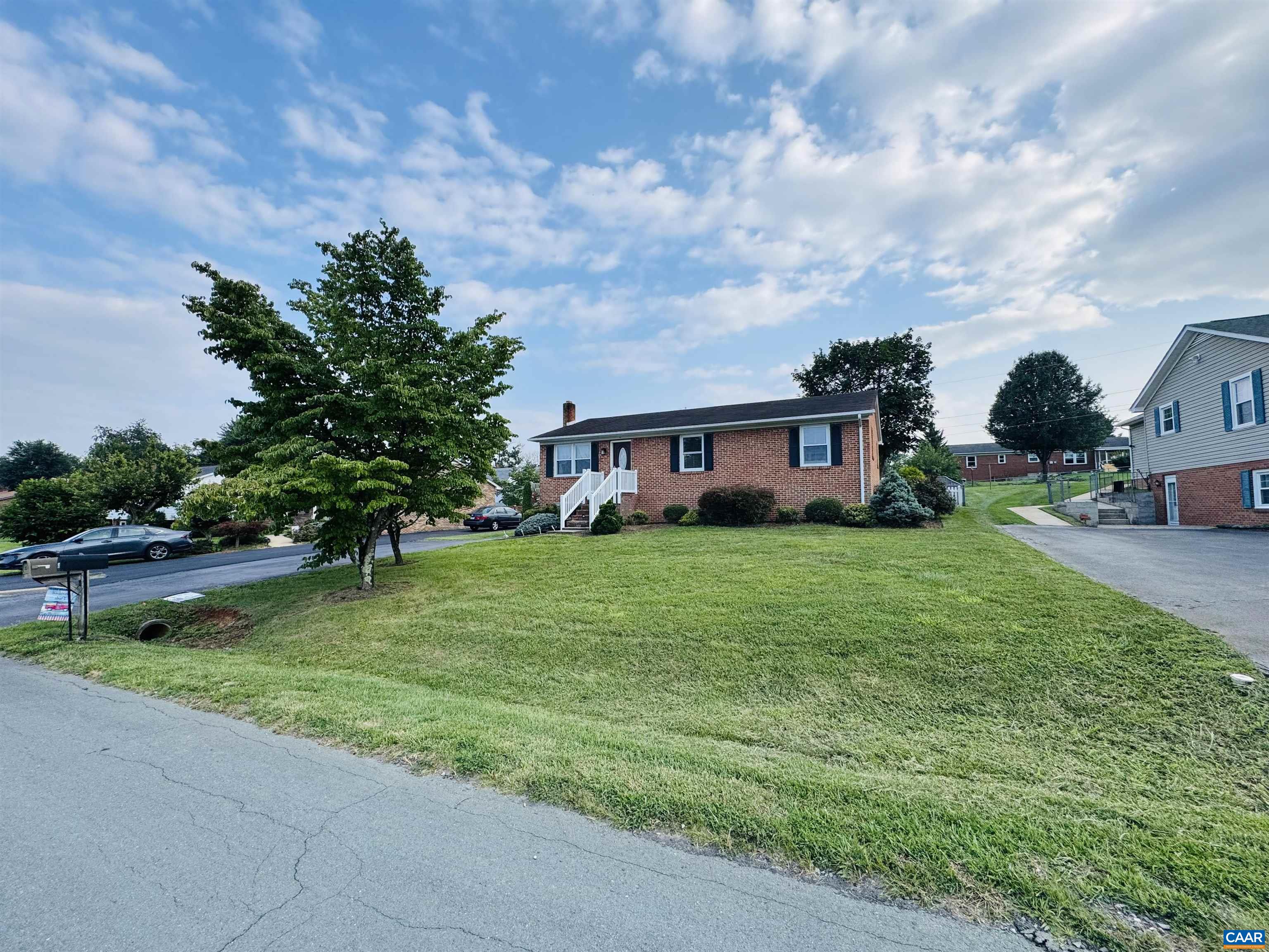 96 MILL STONE DR, VERONA, Virginia 24482, 3 Bedrooms Bedrooms, ,2 BathroomsBathrooms,Residential,96 MILL STONE DR,667701 MLS # 667701