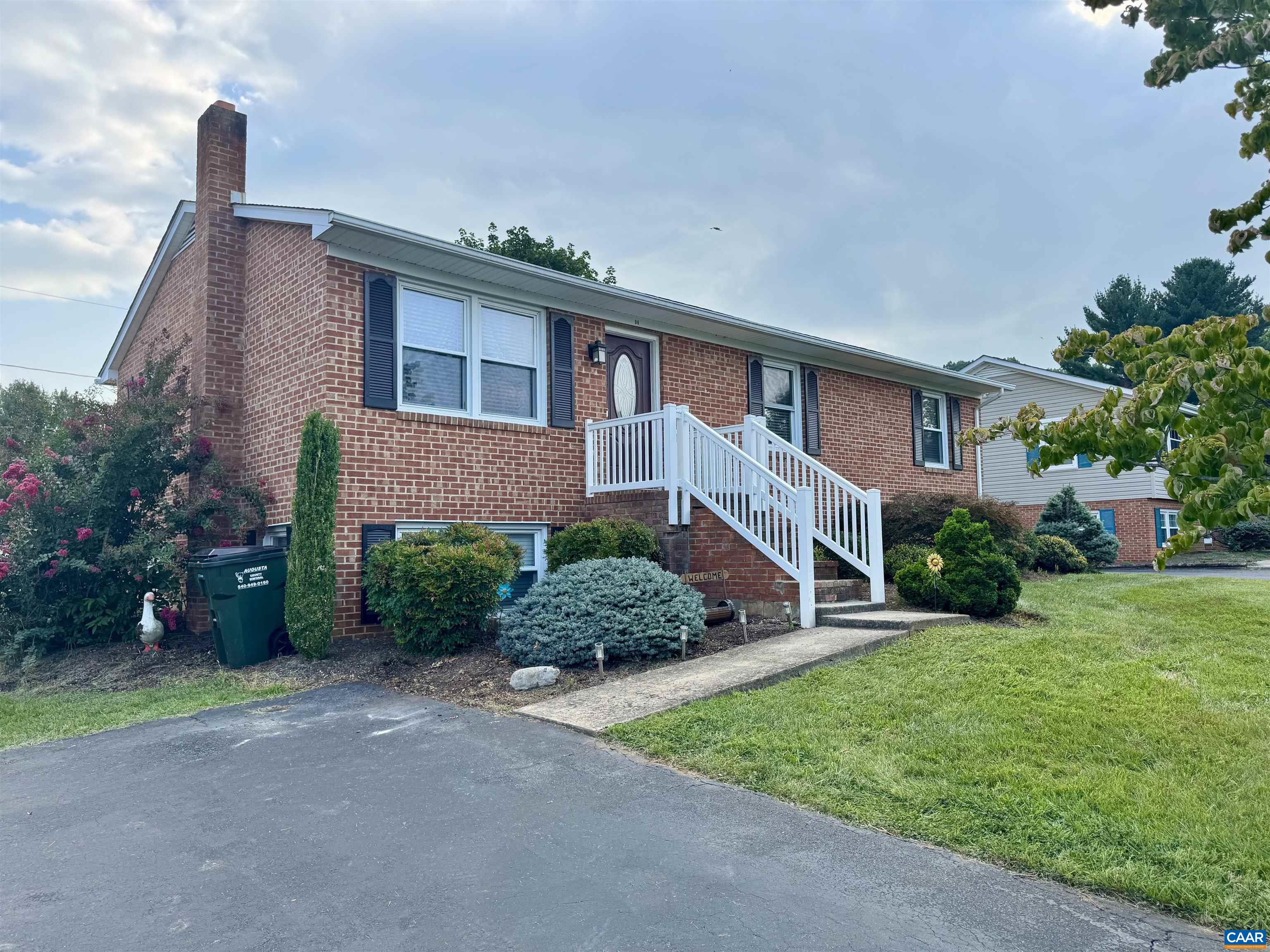 96 MILL STONE DR, VERONA, Virginia 24482, 3 Bedrooms Bedrooms, ,2 BathroomsBathrooms,Residential,96 MILL STONE DR,667701 MLS # 667701