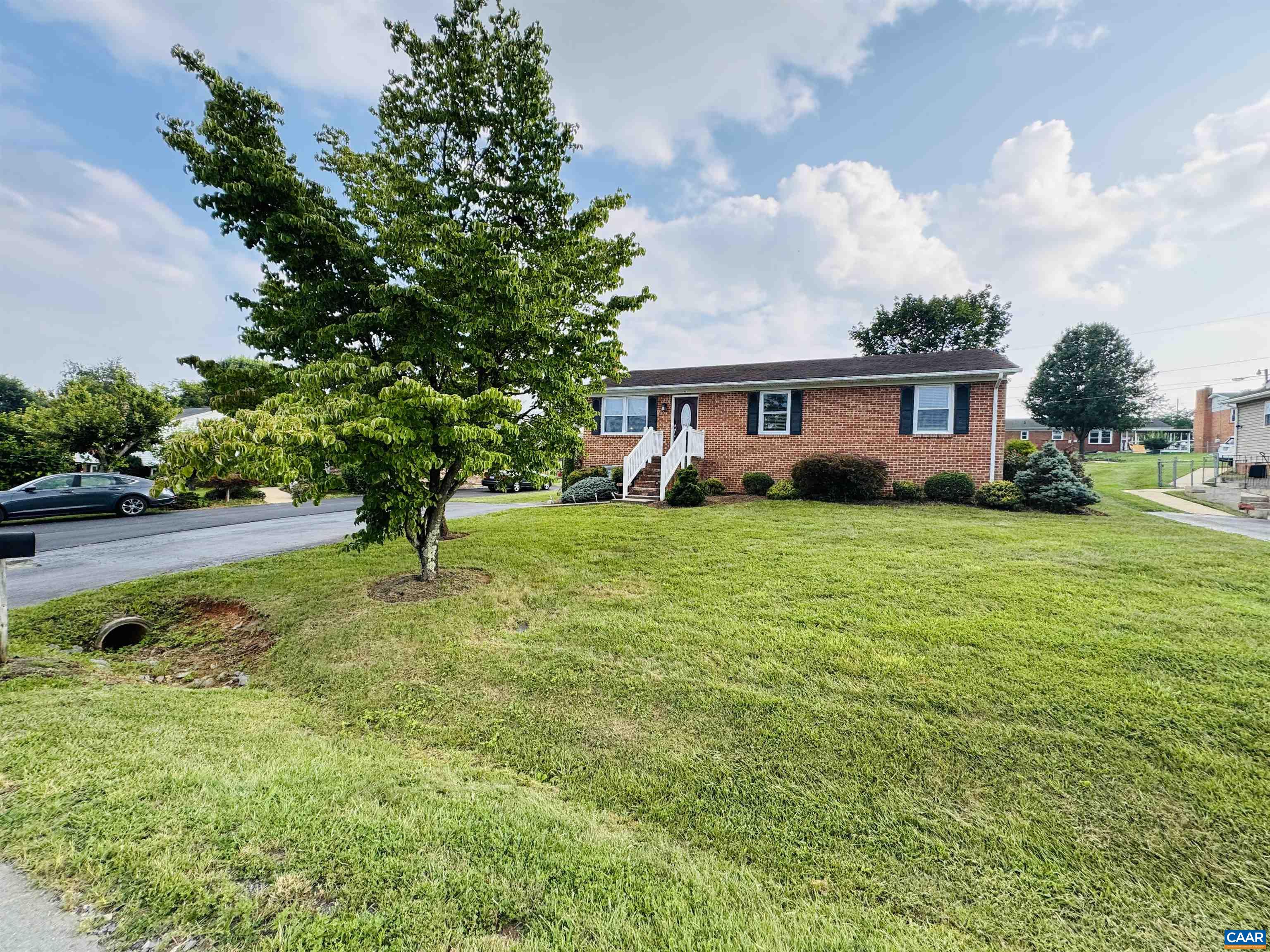 96 MILL STONE DR, VERONA, Virginia 24482, 3 Bedrooms Bedrooms, ,2 BathroomsBathrooms,Residential,96 MILL STONE DR,667701 MLS # 667701