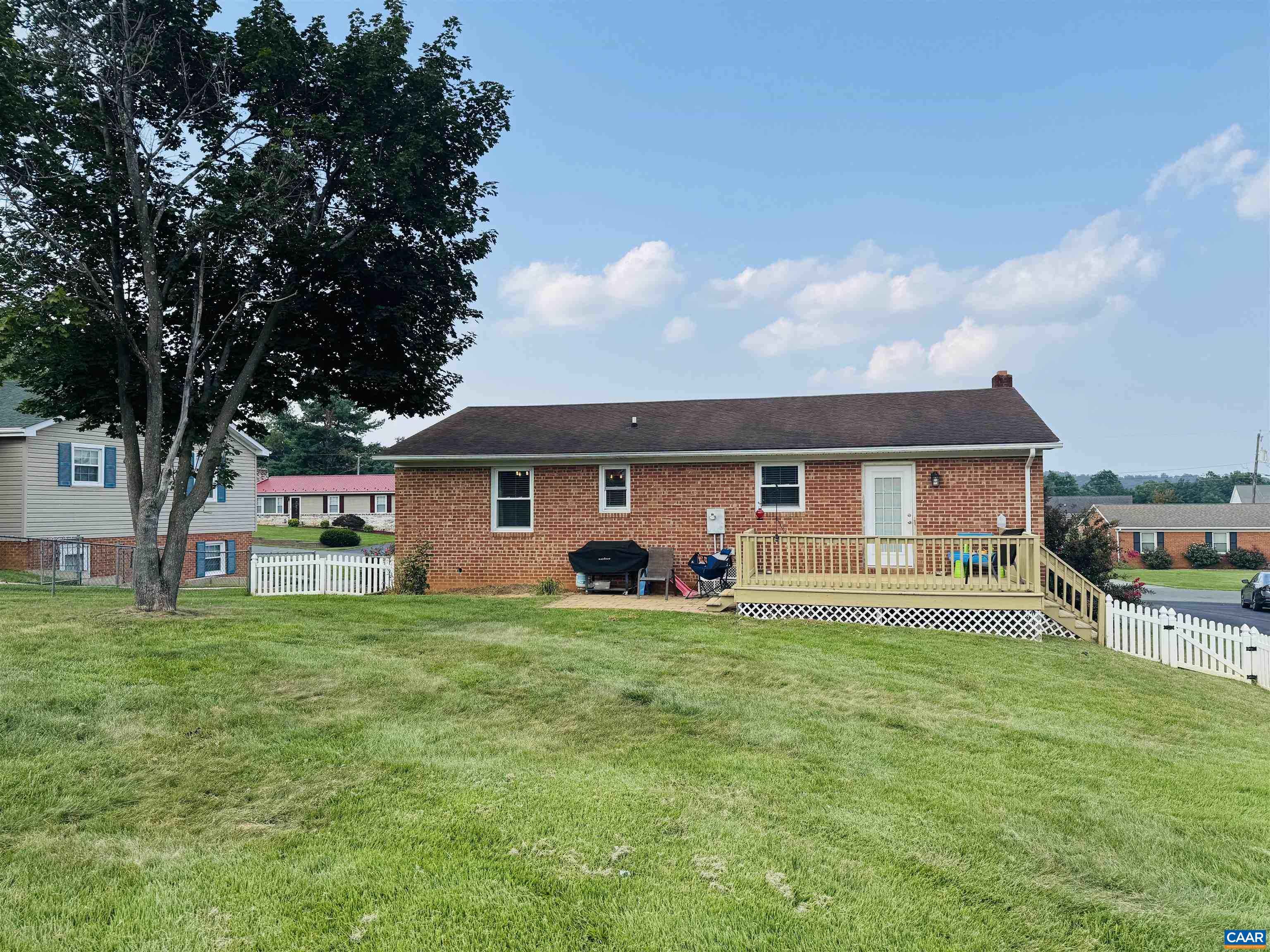 96 MILL STONE DR, VERONA, Virginia 24482, 3 Bedrooms Bedrooms, ,2 BathroomsBathrooms,Residential,96 MILL STONE DR,667701 MLS # 667701
