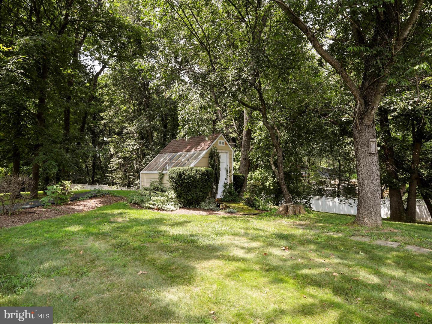 111 CHICKADEE CT, WOODSTOCK, Virginia 22664, 5 Bedrooms Bedrooms, ,5 BathroomsBathrooms,Residential,For sale,111 CHICKADEE CT,VASH2011852 MLS # VASH2011852