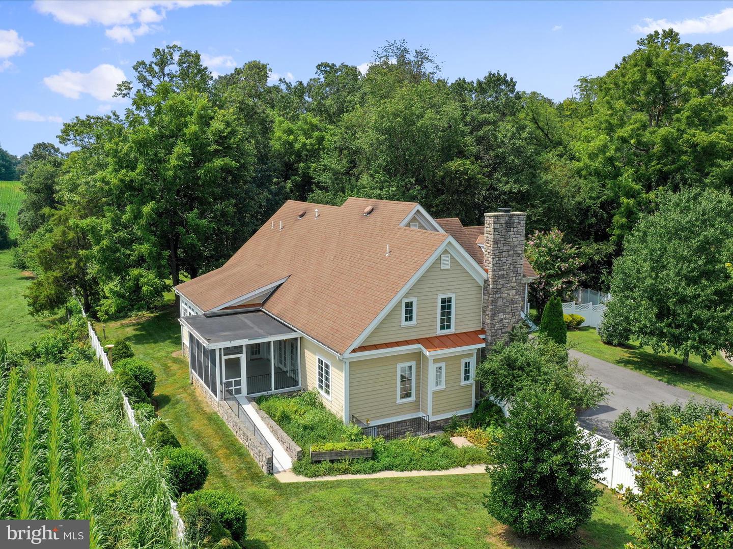 111 CHICKADEE CT, WOODSTOCK, Virginia 22664, 5 Bedrooms Bedrooms, ,5 BathroomsBathrooms,Residential,For sale,111 CHICKADEE CT,VASH2011852 MLS # VASH2011852
