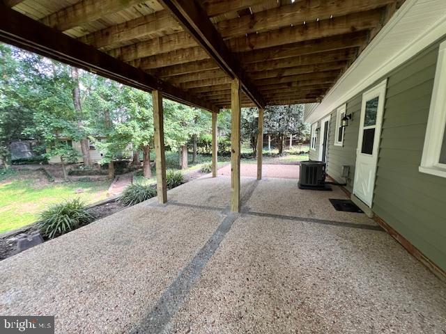 12202 HARBOR DR, WOODBRIDGE, Virginia 22192, 4 Bedrooms Bedrooms, ,3 BathroomsBathrooms,Residential,For sale,12202 HARBOR DR,VAPW2098338 MLS # VAPW2098338
