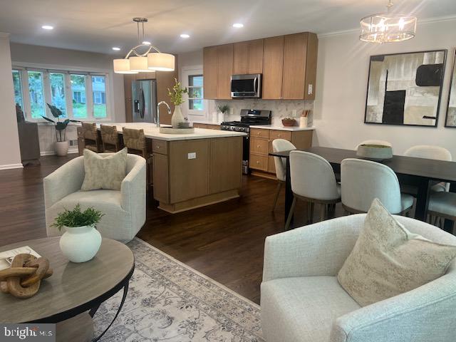 12202 HARBOR DR, WOODBRIDGE, Virginia 22192, 4 Bedrooms Bedrooms, ,3 BathroomsBathrooms,Residential,For sale,12202 HARBOR DR,VAPW2098338 MLS # VAPW2098338