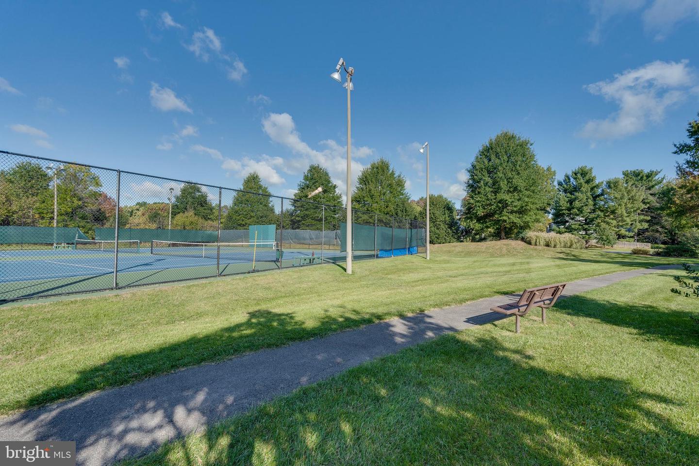 13483 OLD DAIRY CT, HERNDON, Virginia 20171, 4 Bedrooms Bedrooms, ,3 BathroomsBathrooms,Residential,For sale,13483 OLD DAIRY CT,VAFX2253092 MLS # VAFX2253092