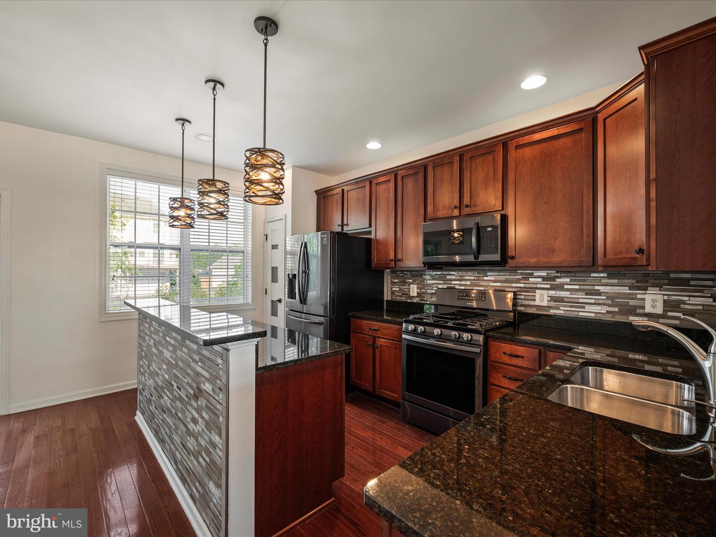 23089 SUNBURY ST, ASHBURN, Virginia 20148, 3 Bedrooms Bedrooms, ,3 BathroomsBathrooms,Residential,For sale,23089 SUNBURY ST,VALO2101258 MLS # VALO2101258