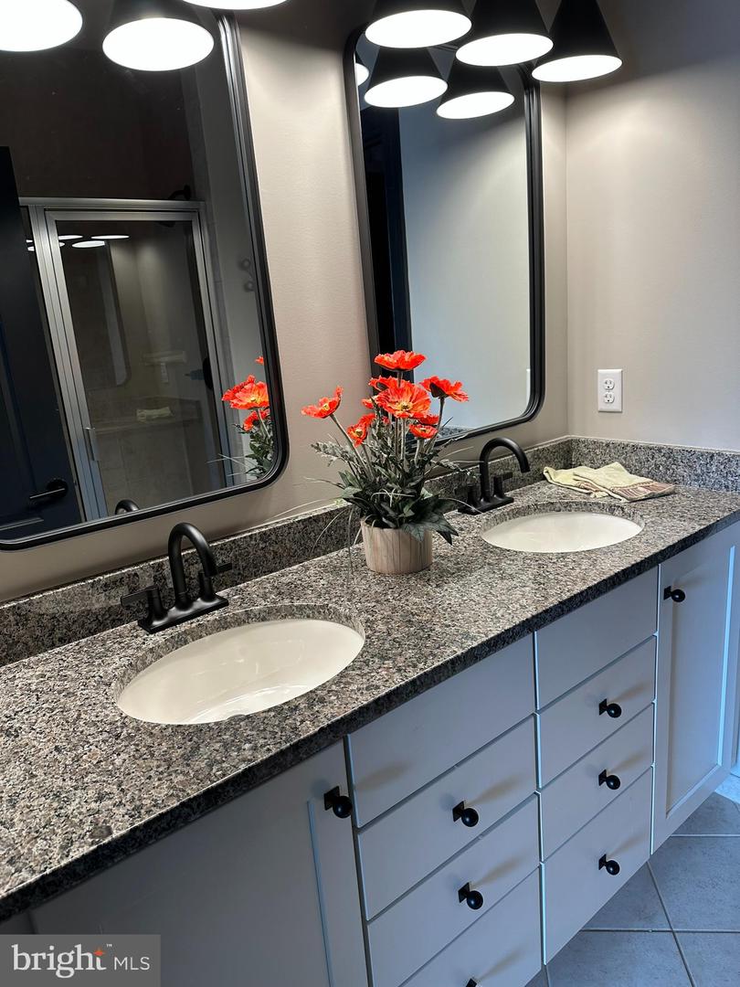 4344 4TH ST N, ARLINGTON, Virginia 22203, 3 Bedrooms Bedrooms, ,3 BathroomsBathrooms,Residential,For sale,4344 4TH ST N,VAAR2060308 MLS # VAAR2060308