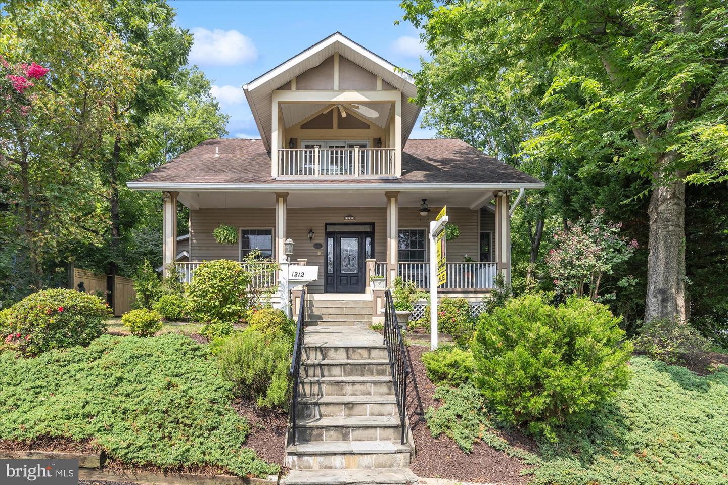 1212 N CLEVELAND ST, ARLINGTON, Virginia 22201, 6 Bedrooms Bedrooms, ,5 BathroomsBathrooms,Residential,For sale,1212 N CLEVELAND ST,VAAR2060330 MLS # VAAR2060330