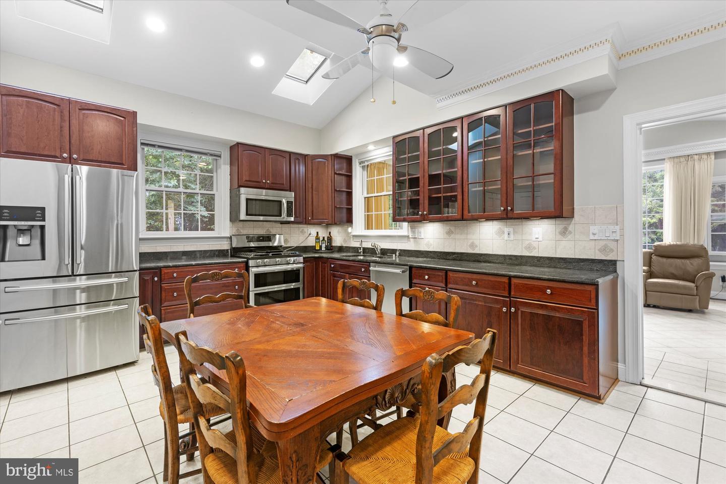1212 N CLEVELAND ST, ARLINGTON, Virginia 22201, 6 Bedrooms Bedrooms, ,5 BathroomsBathrooms,Residential,For sale,1212 N CLEVELAND ST,VAAR2060330 MLS # VAAR2060330