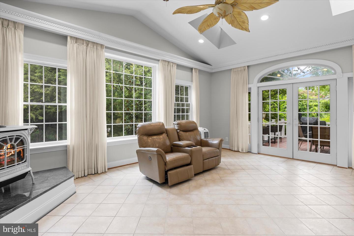 1212 N CLEVELAND ST, ARLINGTON, Virginia 22201, 6 Bedrooms Bedrooms, ,5 BathroomsBathrooms,Residential,For sale,1212 N CLEVELAND ST,VAAR2060330 MLS # VAAR2060330