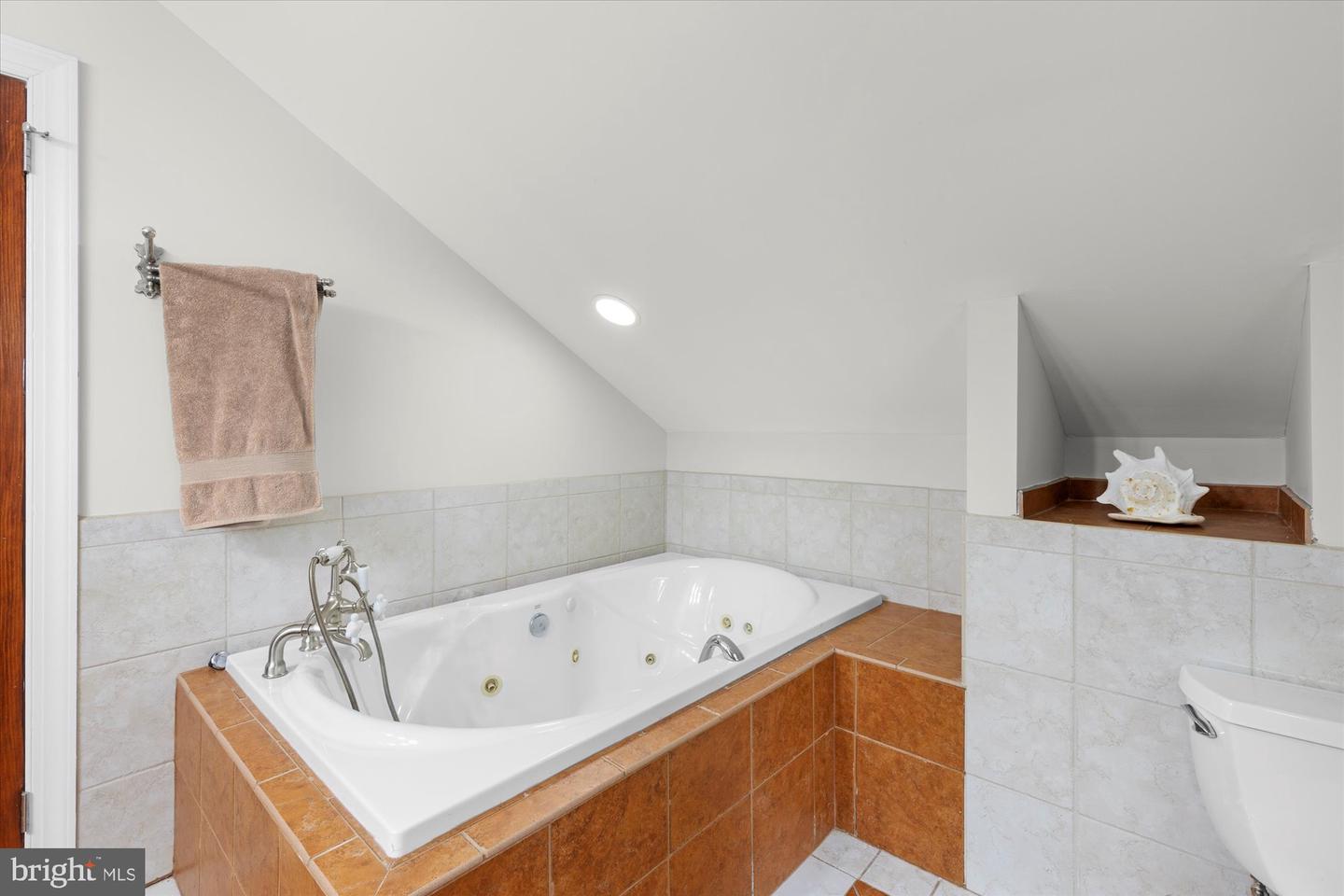 1212 N CLEVELAND ST, ARLINGTON, Virginia 22201, 6 Bedrooms Bedrooms, ,5 BathroomsBathrooms,Residential,For sale,1212 N CLEVELAND ST,VAAR2060330 MLS # VAAR2060330