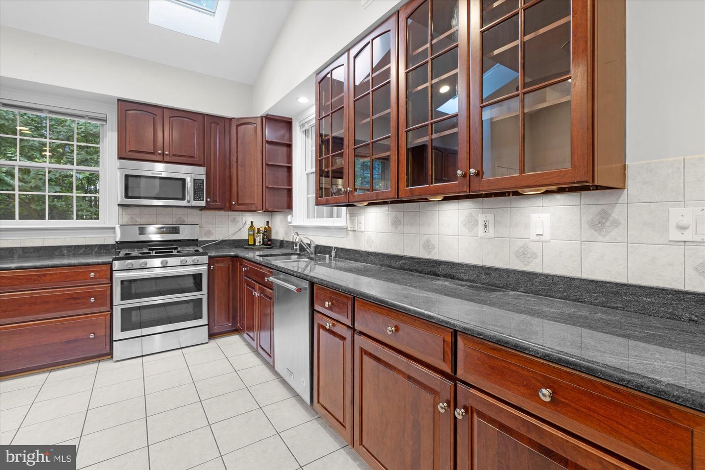 1212 N CLEVELAND ST, ARLINGTON, Virginia 22201, 6 Bedrooms Bedrooms, ,5 BathroomsBathrooms,Residential,For sale,1212 N CLEVELAND ST,VAAR2060330 MLS # VAAR2060330