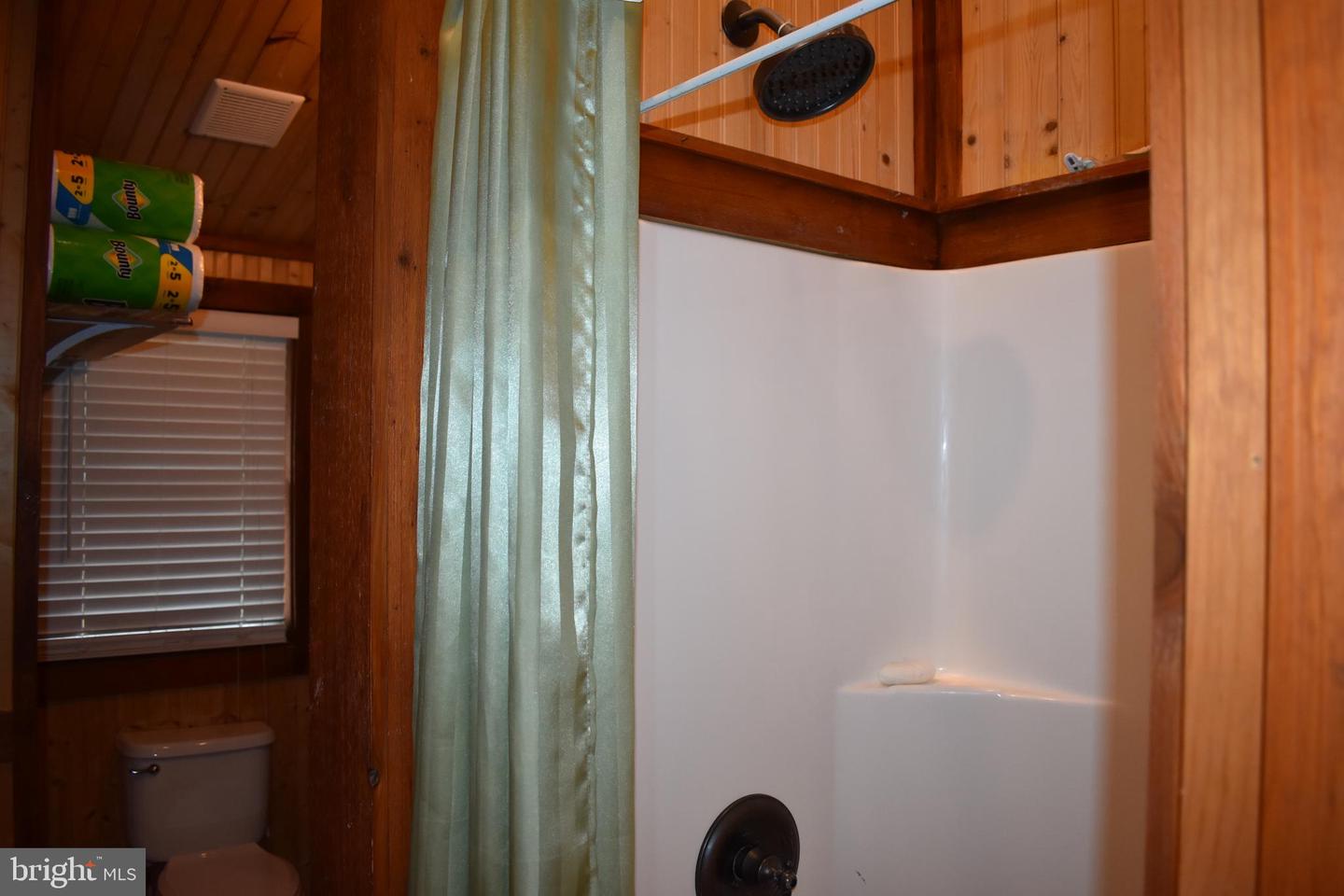 4239 LAKEVIEW PKWY, LOCUST GROVE, Virginia 22508, 2 Bedrooms Bedrooms, ,1 BathroomBathrooms,Residential,For sale,4239 LAKEVIEW PKWY,VAOR2010112 MLS # VAOR2010112