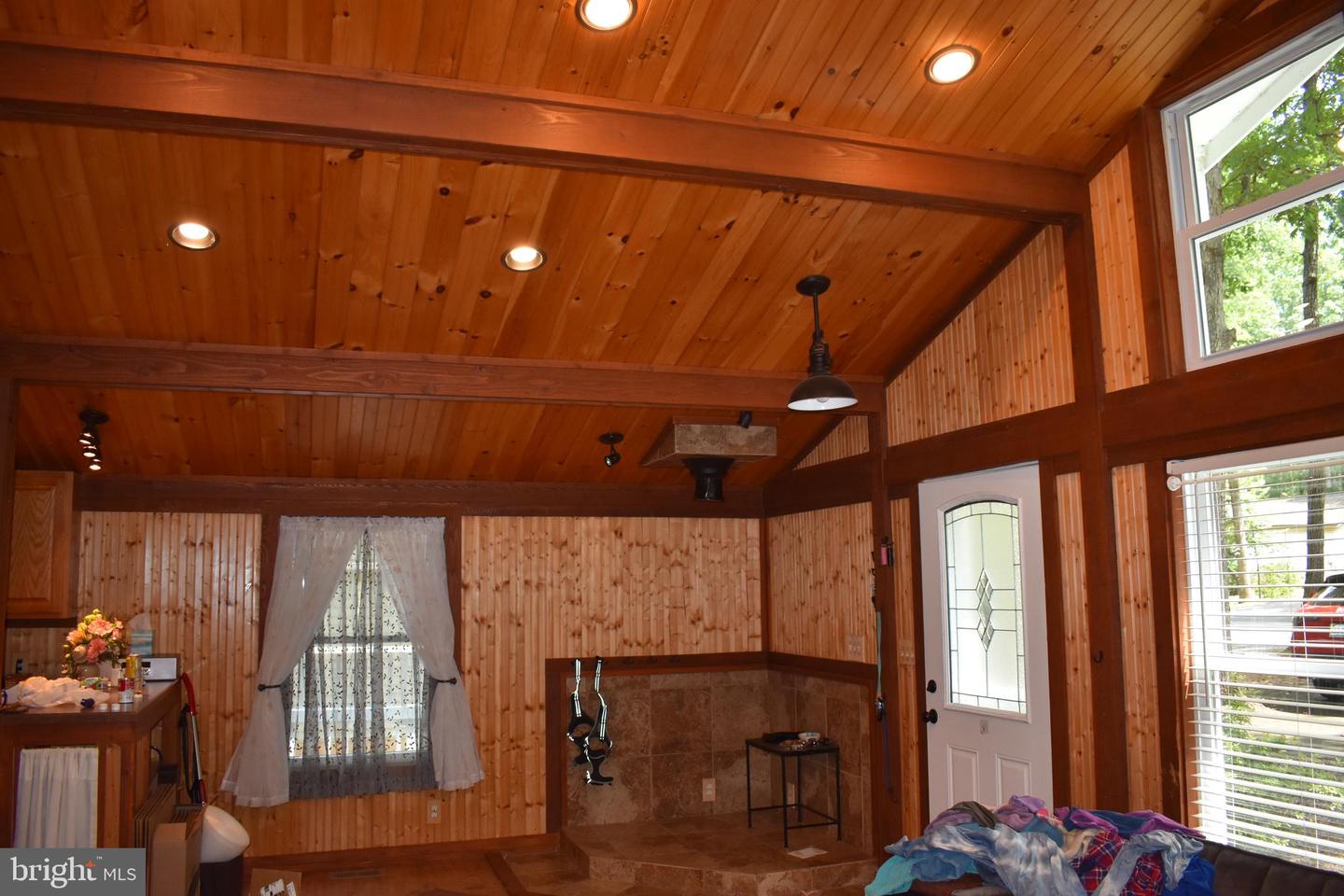 4239 LAKEVIEW PKWY, LOCUST GROVE, Virginia 22508, 2 Bedrooms Bedrooms, ,1 BathroomBathrooms,Residential,For sale,4239 LAKEVIEW PKWY,VAOR2010112 MLS # VAOR2010112
