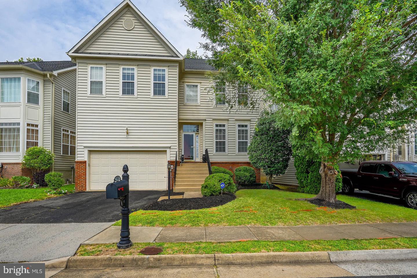 7512 LINDBERG DR, ALEXANDRIA, Virginia 22306, 4 Bedrooms Bedrooms, ,3 BathroomsBathrooms,Residential,For sale,7512 LINDBERG DR,VAFX2255008 MLS # VAFX2255008