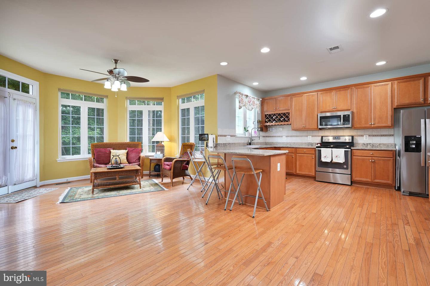 7512 LINDBERG DR, ALEXANDRIA, Virginia 22306, 4 Bedrooms Bedrooms, ,3 BathroomsBathrooms,Residential,For sale,7512 LINDBERG DR,VAFX2255008 MLS # VAFX2255008