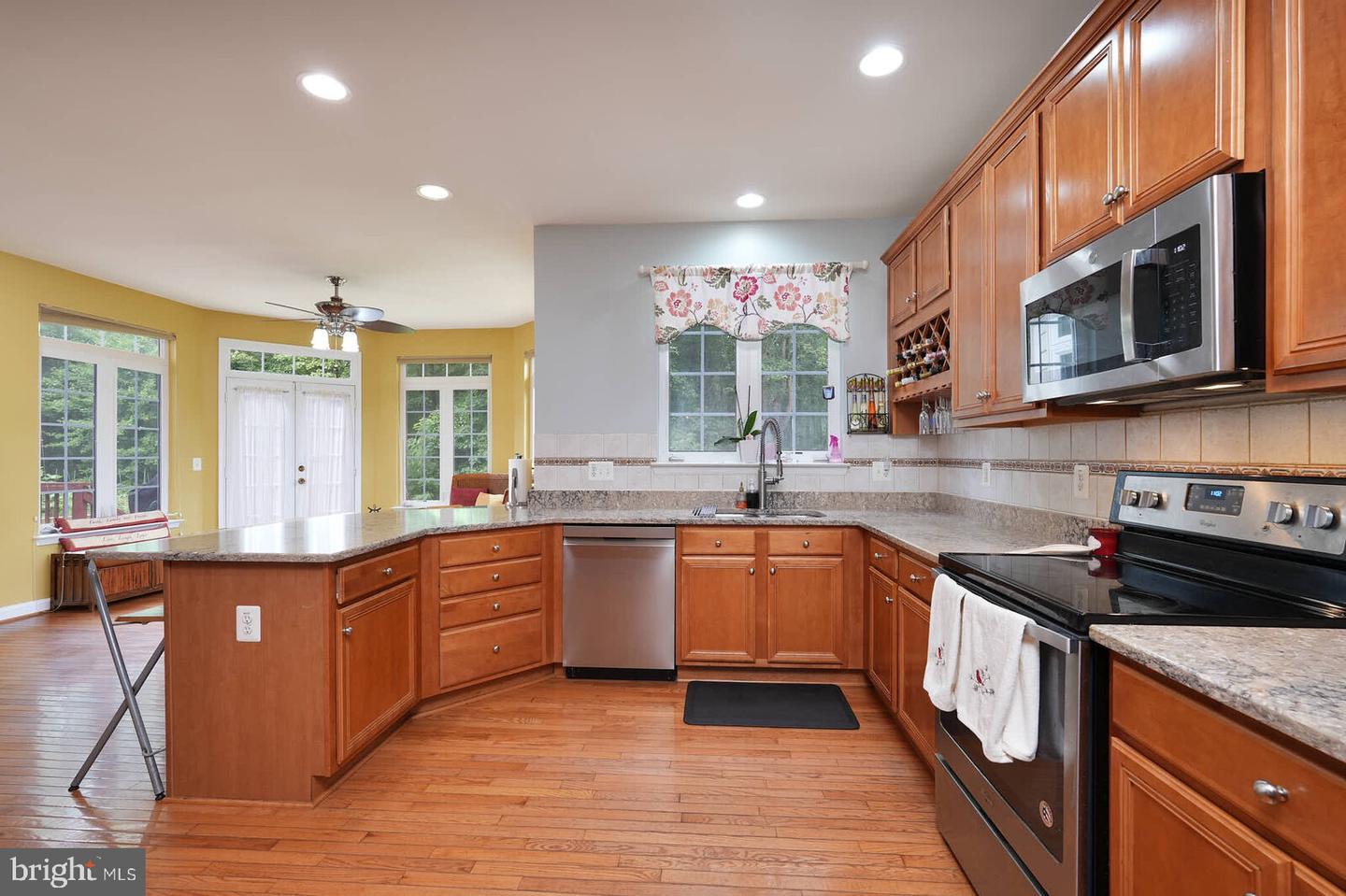 7512 LINDBERG DR, ALEXANDRIA, Virginia 22306, 4 Bedrooms Bedrooms, ,3 BathroomsBathrooms,Residential,For sale,7512 LINDBERG DR,VAFX2255008 MLS # VAFX2255008