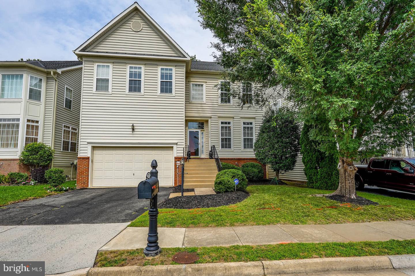 7512 LINDBERG DR, ALEXANDRIA, Virginia 22306, 4 Bedrooms Bedrooms, ,3 BathroomsBathrooms,Residential,For sale,7512 LINDBERG DR,VAFX2255008 MLS # VAFX2255008