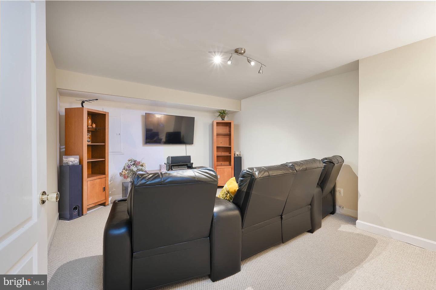 7512 LINDBERG DR, ALEXANDRIA, Virginia 22306, 4 Bedrooms Bedrooms, ,3 BathroomsBathrooms,Residential,For sale,7512 LINDBERG DR,VAFX2255008 MLS # VAFX2255008