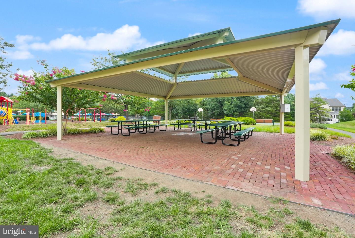 14000 RORA MOSS PL, BRISTOW, Virginia 20136, 5 Bedrooms Bedrooms, ,3 BathroomsBathrooms,Residential,For sale,14000 RORA MOSS PL,VAPW2099066 MLS # VAPW2099066