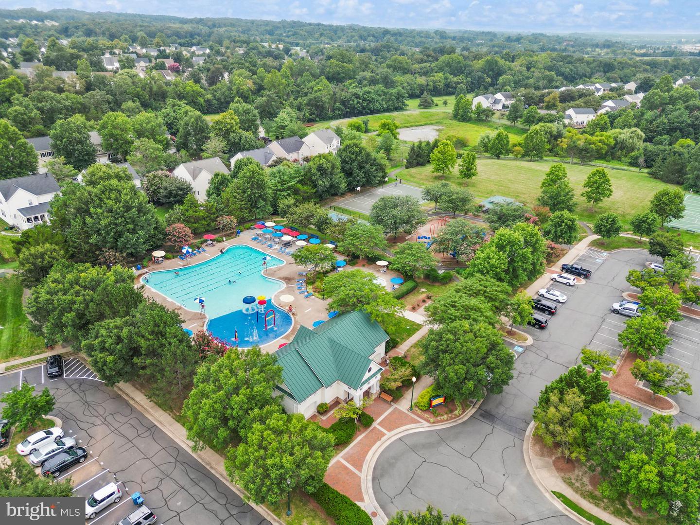 14000 RORA MOSS PL, BRISTOW, Virginia 20136, 5 Bedrooms Bedrooms, ,3 BathroomsBathrooms,Residential,For sale,14000 RORA MOSS PL,VAPW2099066 MLS # VAPW2099066