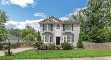 4526 EVANSDALE RD, WOODBRIDGE, Virginia 22193, 4 Bedrooms Bedrooms, ,3 BathroomsBathrooms,Residential,For sale,4526 EVANSDALE RD,VAPW2099306 MLS # VAPW2099306