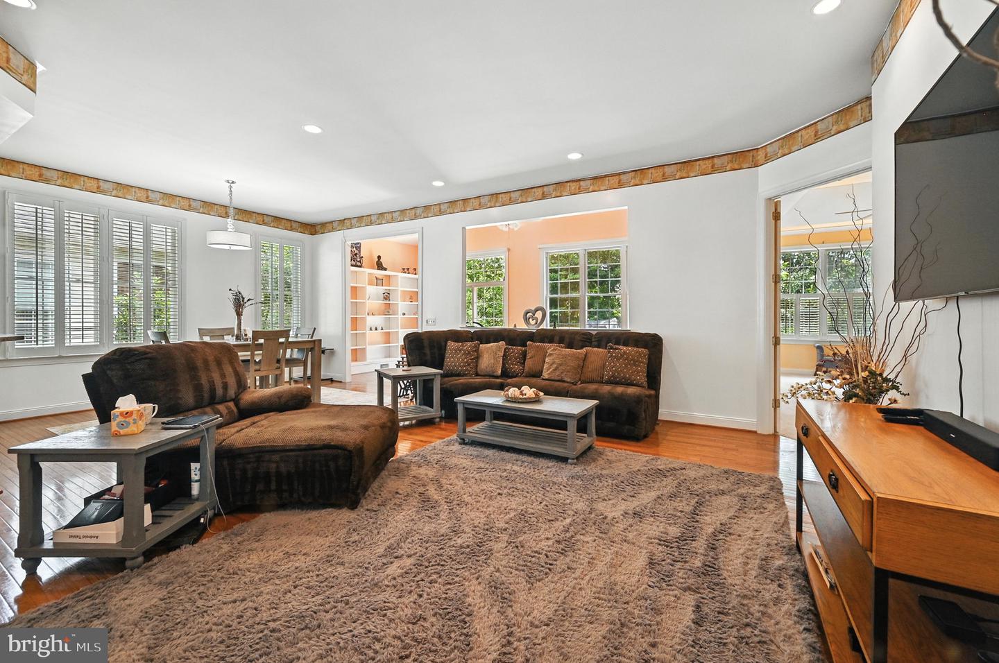 15509 HAGEN WAY, HAYMARKET, Virginia 20169, 2 Bedrooms Bedrooms, ,3 BathroomsBathrooms,Residential,For sale,15509 HAGEN WAY,VAPW2099338 MLS # VAPW2099338