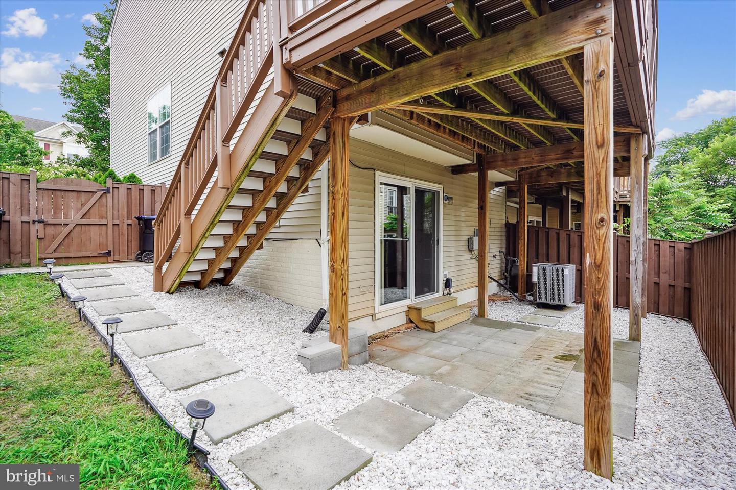 14176 HUNTERS RUN WAY, GAINESVILLE, Virginia 20155, 3 Bedrooms Bedrooms, ,3 BathroomsBathrooms,Residential,For sale,14176 HUNTERS RUN WAY,VAPW2099354 MLS # VAPW2099354