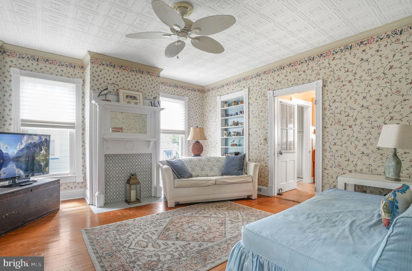 6326 CLEVELAND ST, CHINCOTEAGUE ISLAND, Virginia 23336, 3 Bedrooms Bedrooms, ,2 BathroomsBathrooms,Residential,For sale,6326 CLEVELAND ST,VAAC2002062 MLS # VAAC2002062