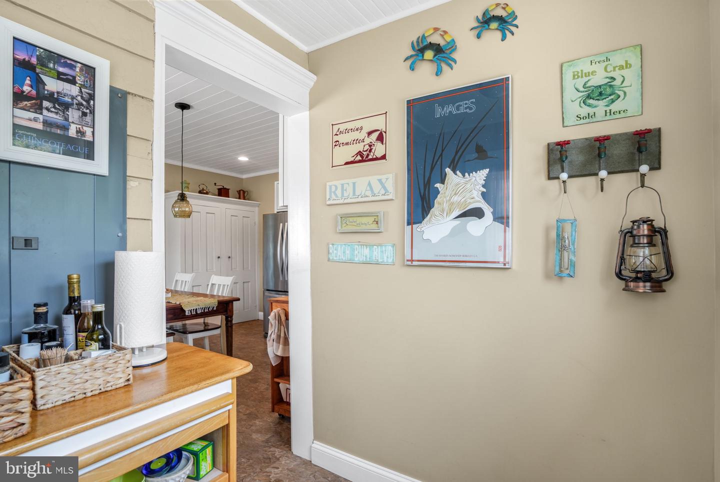 6326 CLEVELAND ST, CHINCOTEAGUE ISLAND, Virginia 23336, 3 Bedrooms Bedrooms, ,2 BathroomsBathrooms,Residential,For sale,6326 CLEVELAND ST,VAAC2002062 MLS # VAAC2002062
