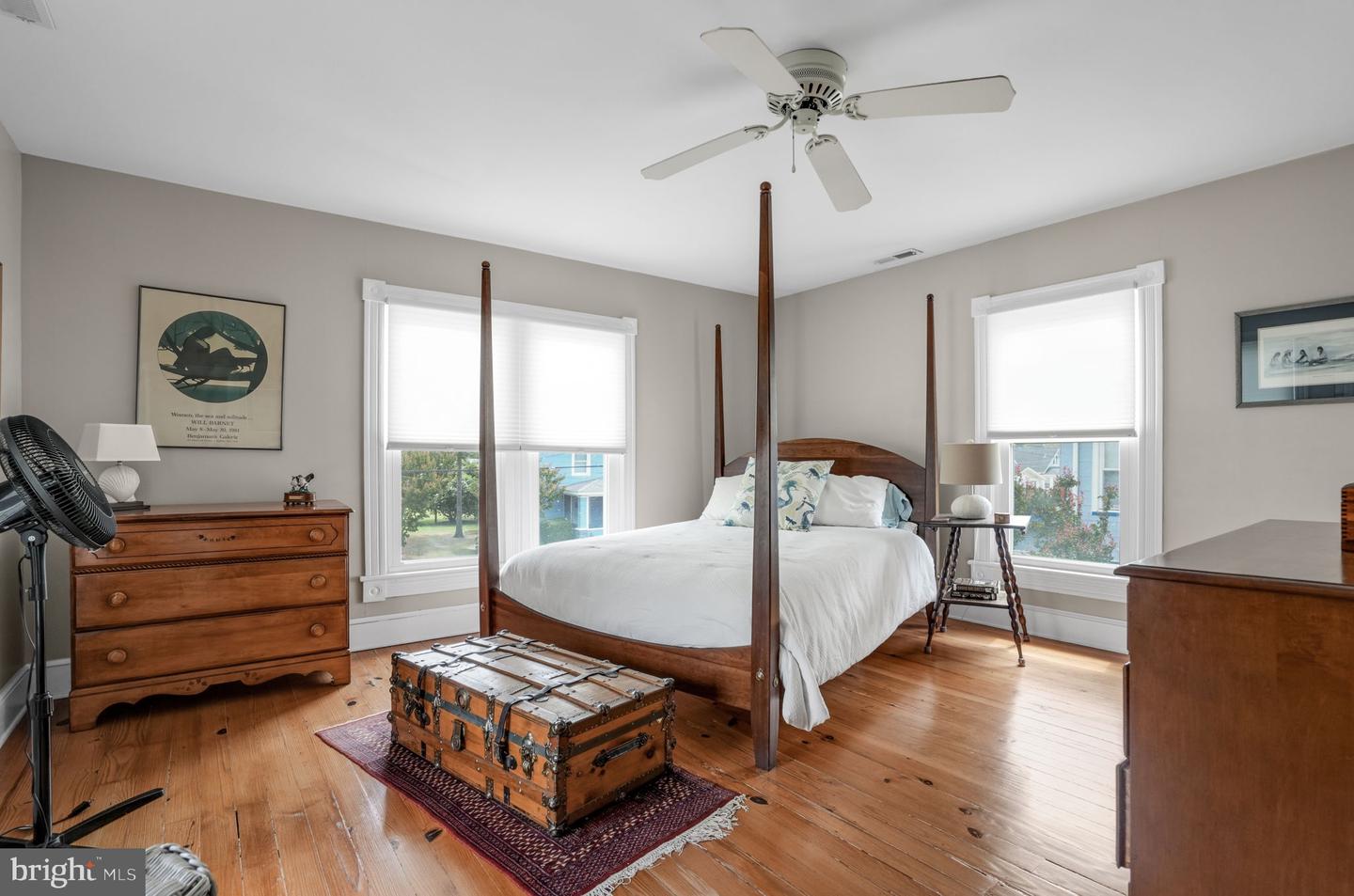 6326 CLEVELAND ST, CHINCOTEAGUE ISLAND, Virginia 23336, 3 Bedrooms Bedrooms, ,2 BathroomsBathrooms,Residential,For sale,6326 CLEVELAND ST,VAAC2002062 MLS # VAAC2002062