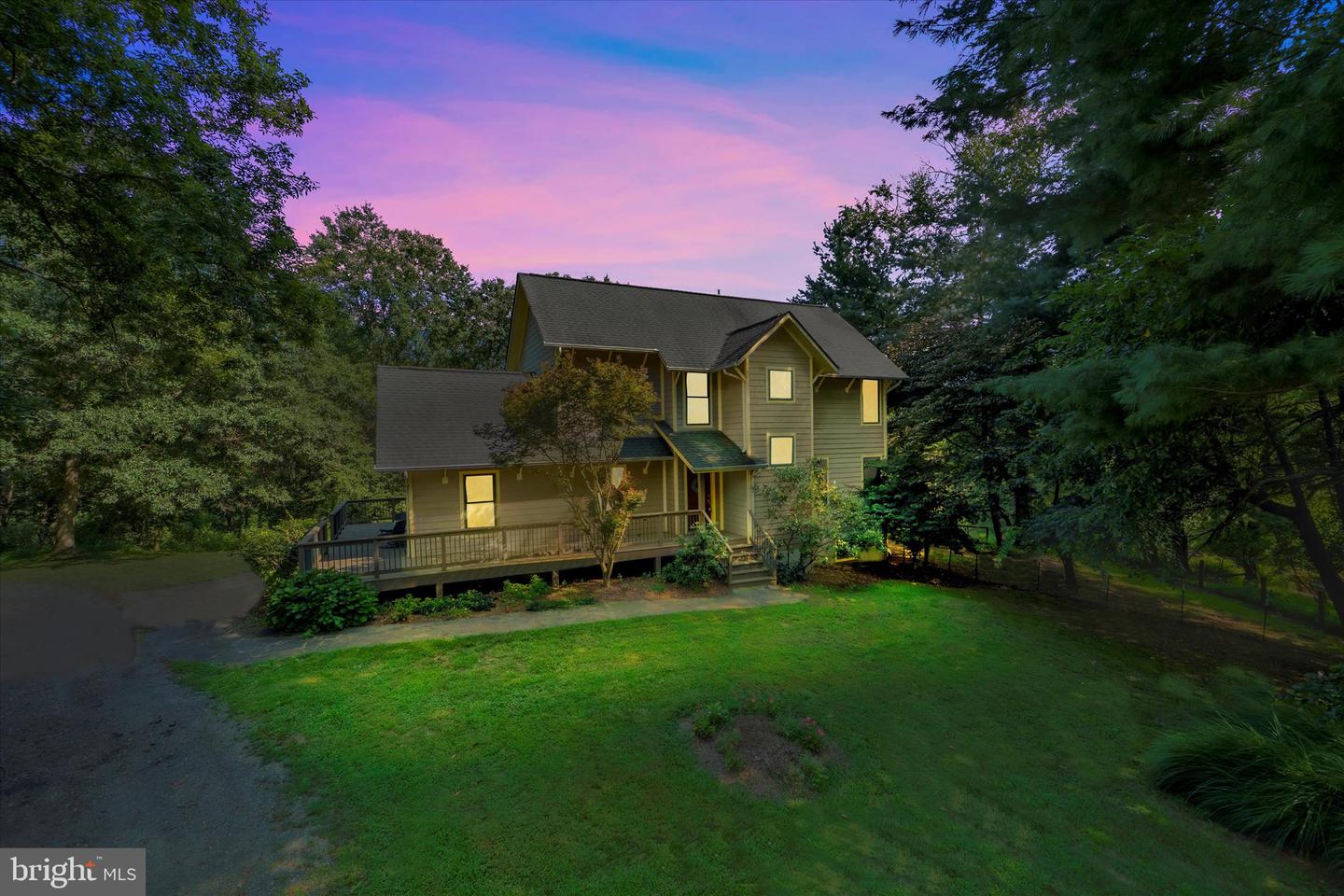 38830 OLD WHEATLAND RD, WATERFORD, Virginia 20197, 4 Bedrooms Bedrooms, ,3 BathroomsBathrooms,Residential,For sale,38830 OLD WHEATLAND RD,VALO2102666 MLS # VALO2102666