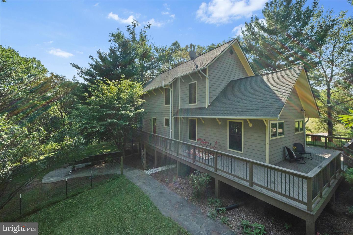 38830 OLD WHEATLAND RD, WATERFORD, Virginia 20197, 4 Bedrooms Bedrooms, ,3 BathroomsBathrooms,Residential,For sale,38830 OLD WHEATLAND RD,VALO2102666 MLS # VALO2102666