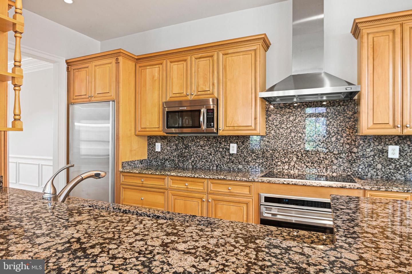 1410 HARVEST CROSSING DR, MCLEAN, Virginia 22101, 3 Bedrooms Bedrooms, ,4 BathroomsBathrooms,Residential,For sale,1410 HARVEST CROSSING DR,VAFX2256474 MLS # VAFX2256474