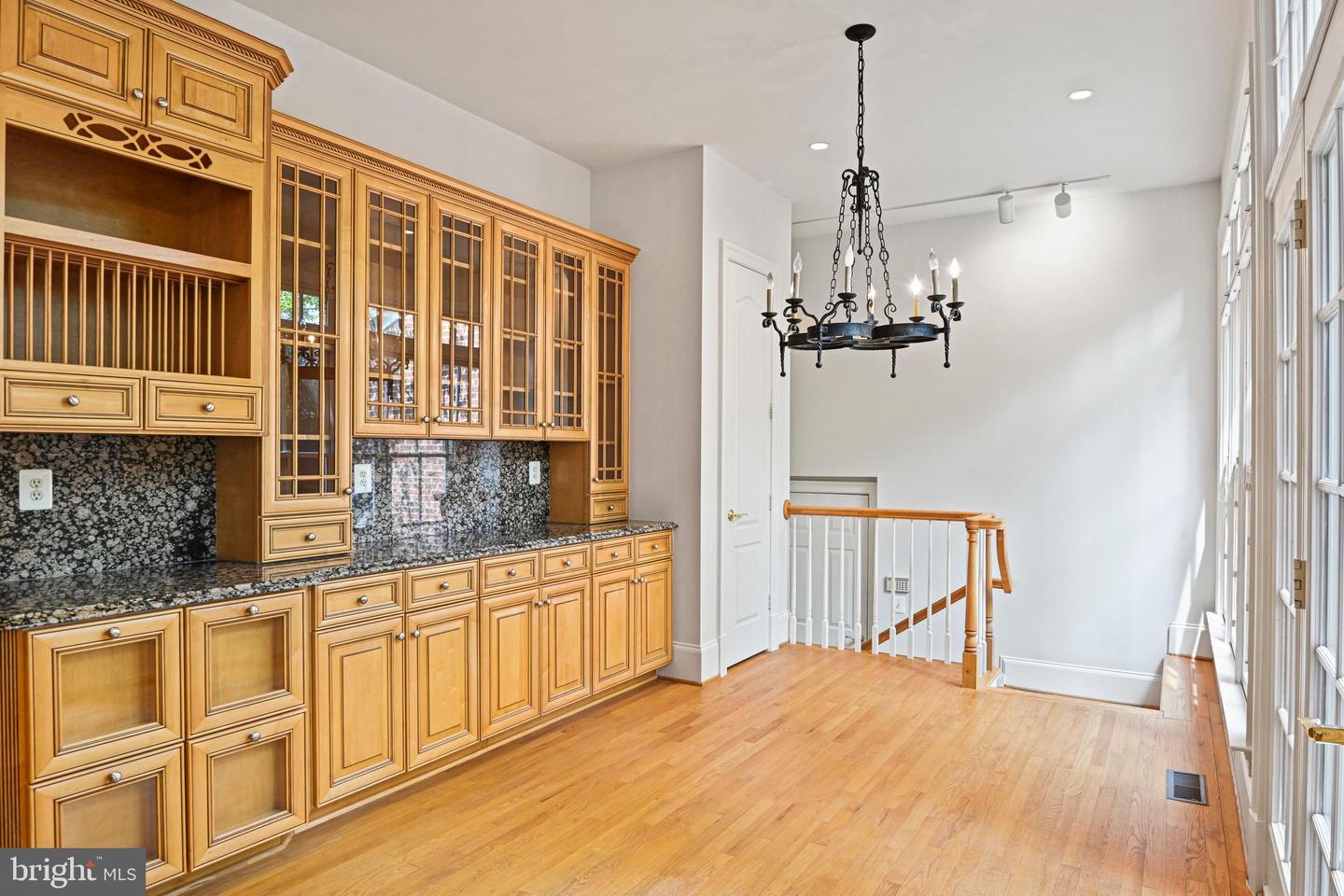 1410 HARVEST CROSSING DR, MCLEAN, Virginia 22101, 3 Bedrooms Bedrooms, ,4 BathroomsBathrooms,Residential,For sale,1410 HARVEST CROSSING DR,VAFX2256474 MLS # VAFX2256474