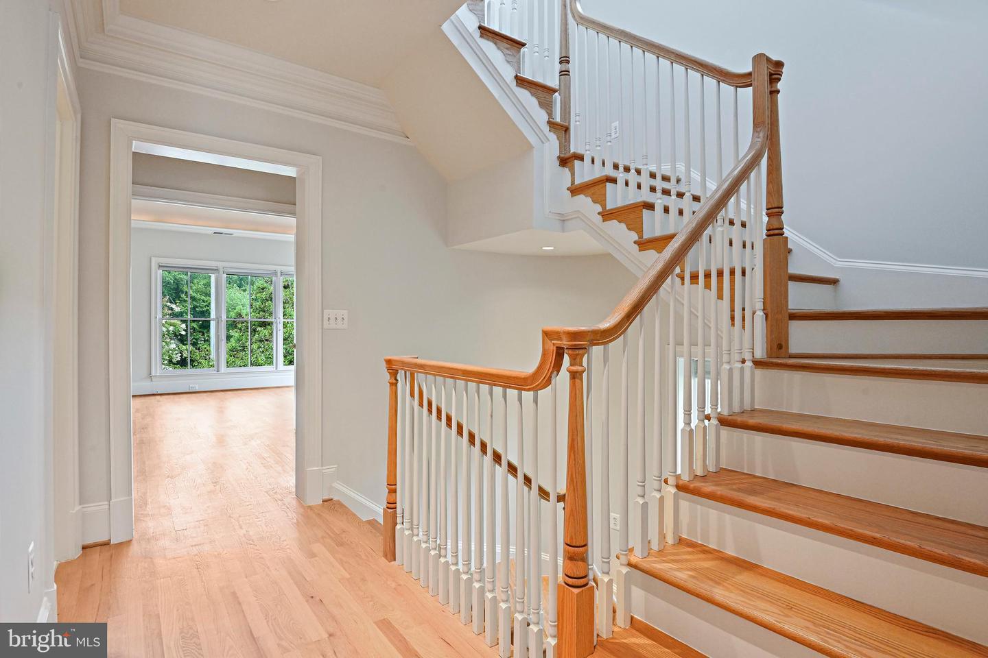 1410 HARVEST CROSSING DR, MCLEAN, Virginia 22101, 3 Bedrooms Bedrooms, ,4 BathroomsBathrooms,Residential,For sale,1410 HARVEST CROSSING DR,VAFX2256474 MLS # VAFX2256474