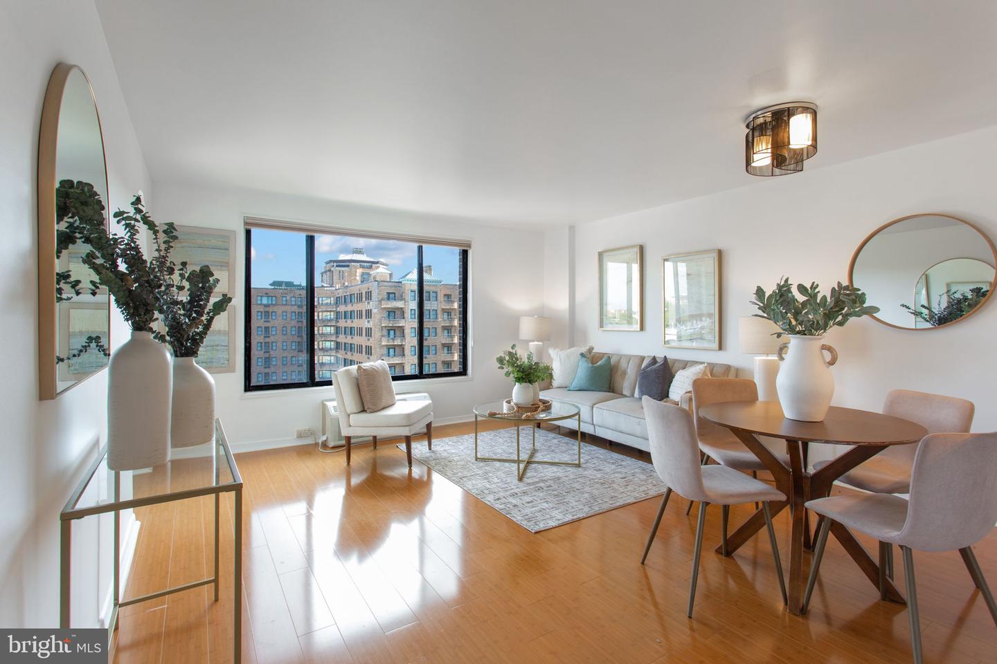 2501 CALVERT ST NW #802, WASHINGTON, District Of Columbia 20008, 1 Bedroom Bedrooms, ,1 BathroomBathrooms,Residential,For sale,2501 CALVERT ST NW #802,DCDC2211196 MLS # DCDC2211196