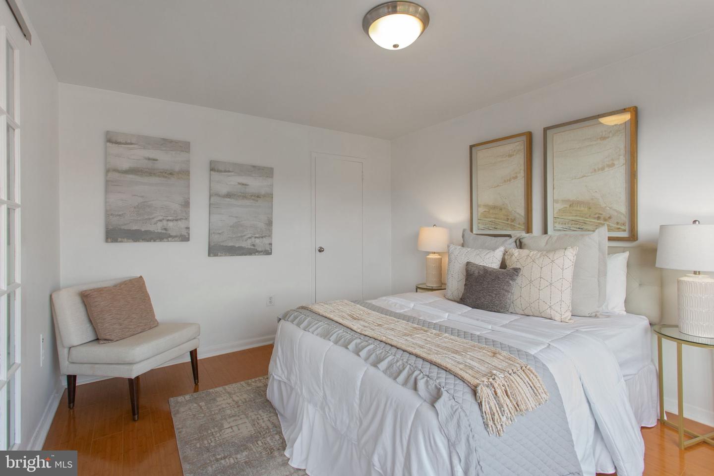 2501 CALVERT ST NW #802, WASHINGTON, District Of Columbia 20008, 1 Bedroom Bedrooms, ,1 BathroomBathrooms,Residential,For sale,2501 CALVERT ST NW #802,DCDC2211196 MLS # DCDC2211196