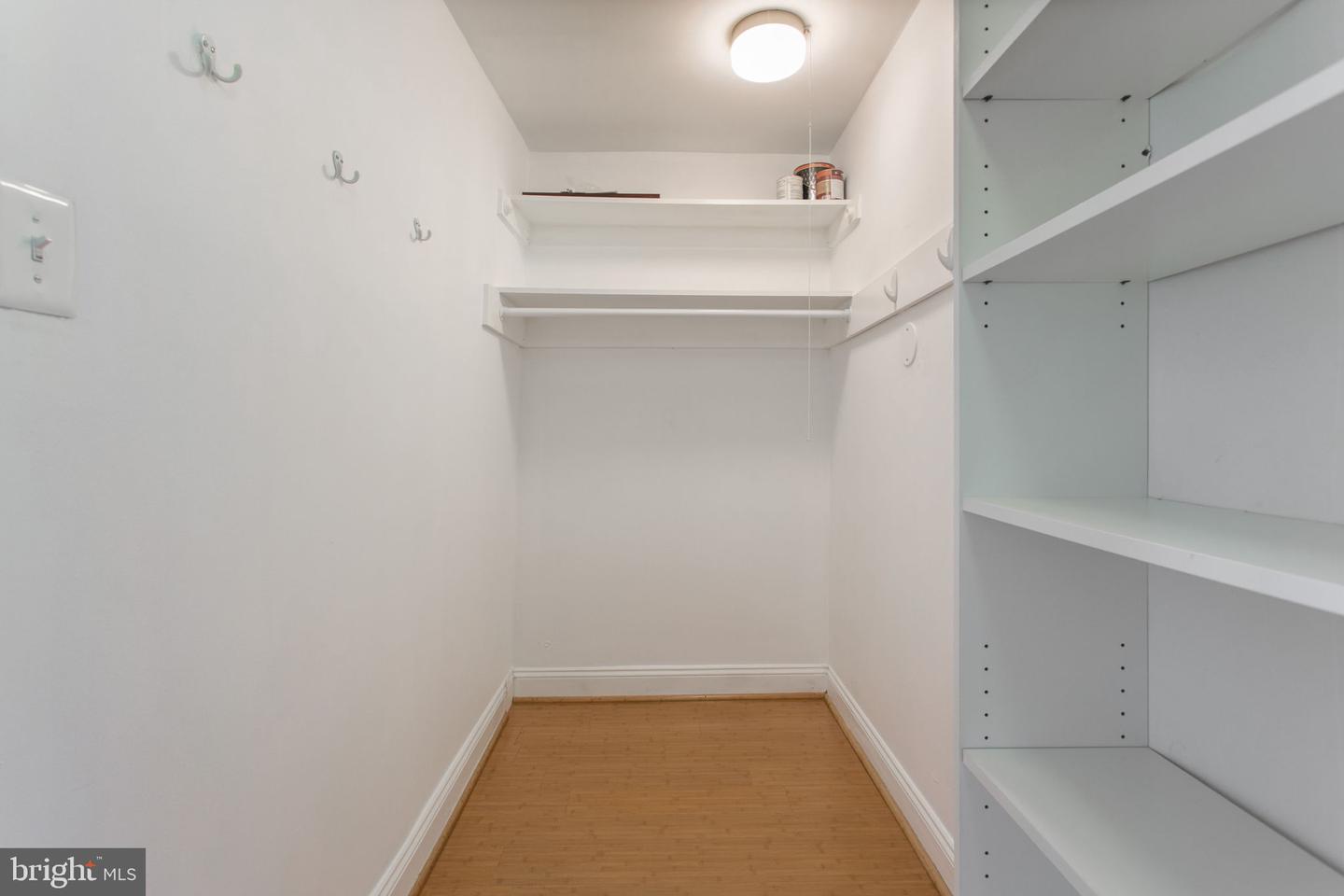 2501 CALVERT ST NW #802, WASHINGTON, District Of Columbia 20008, 1 Bedroom Bedrooms, ,1 BathroomBathrooms,Residential,For sale,2501 CALVERT ST NW #802,DCDC2211196 MLS # DCDC2211196