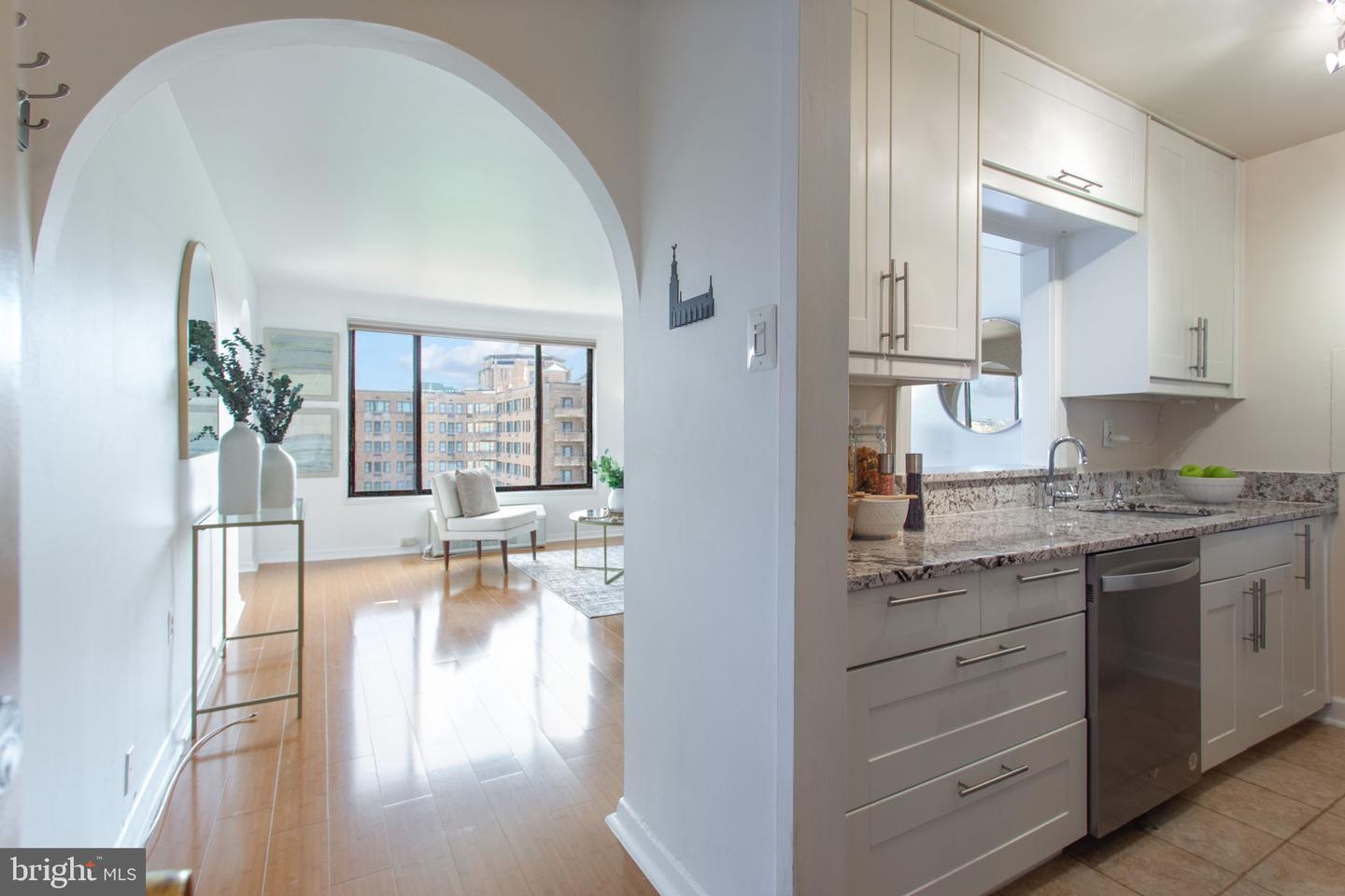 2501 CALVERT ST NW #802, WASHINGTON, District Of Columbia 20008, 1 Bedroom Bedrooms, ,1 BathroomBathrooms,Residential,For sale,2501 CALVERT ST NW #802,DCDC2211196 MLS # DCDC2211196